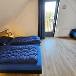 Holiday home New 3 Bedroom House 7 People *