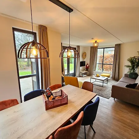 New 3 Bedroom House 7 People Ewijk