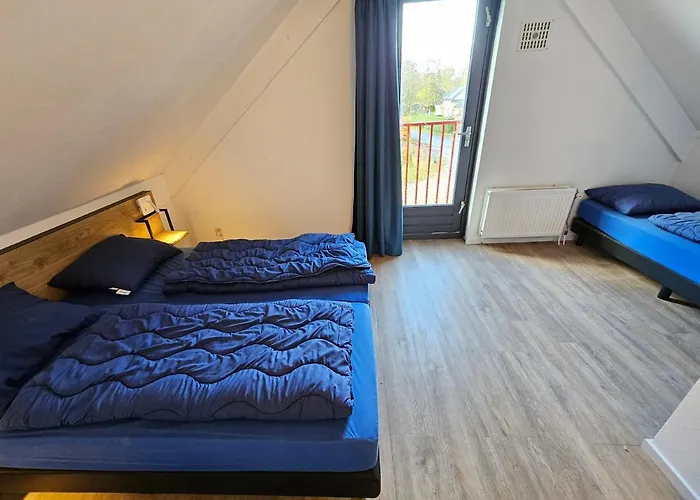 Сasa de vacaciones New 3 Bedroom House 7 People *