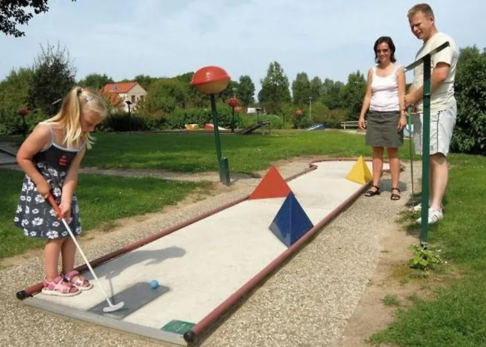 Сasa de vacaciones New 3 Bedroom House 7 People *