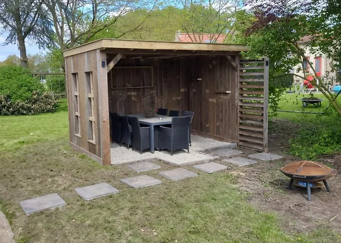 New 3 Bedroom House 7 People Hébergement de vacances