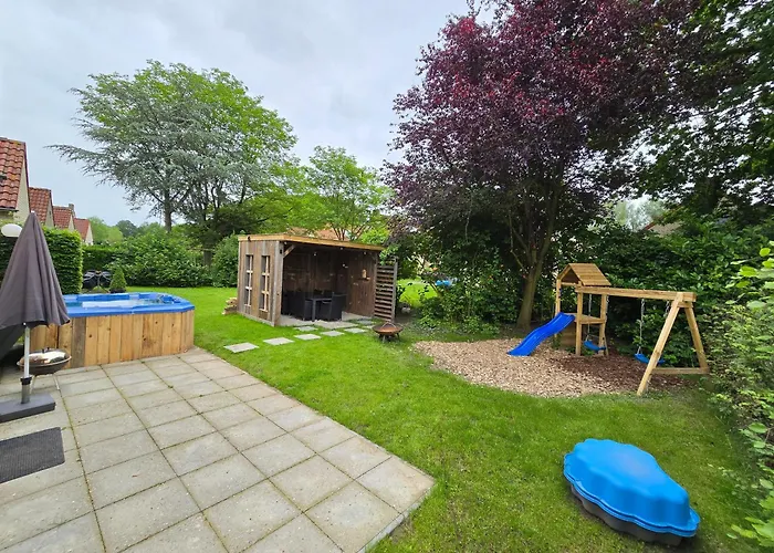 New 3 Bedroom House 7 People